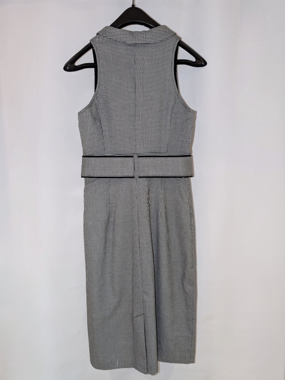 Let chateau 3/4 length Houbdstooth V Neck dress - Picture 2 of 8